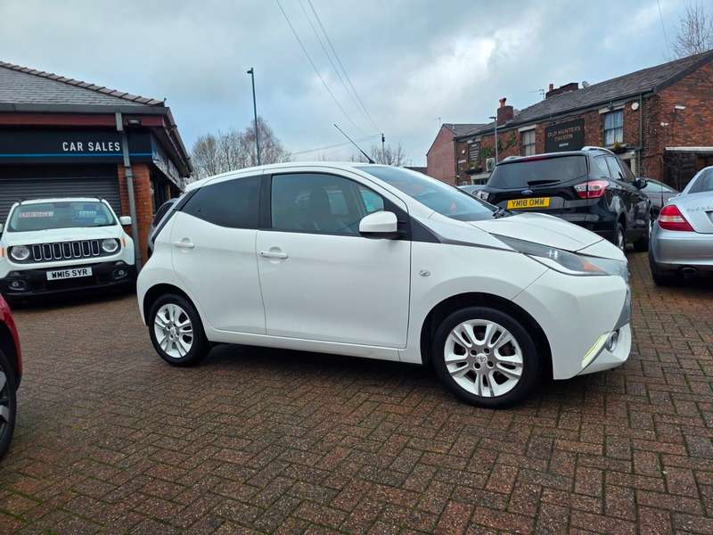 2016 TOYOTA AYGO 2016 TOYOTA AYGO