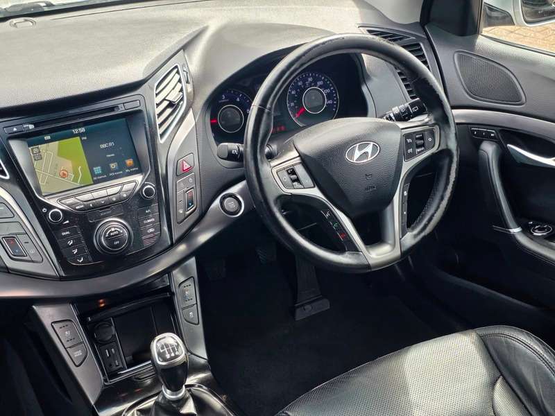 2015 HYUNDAI I40 2015 HYUNDAI I40