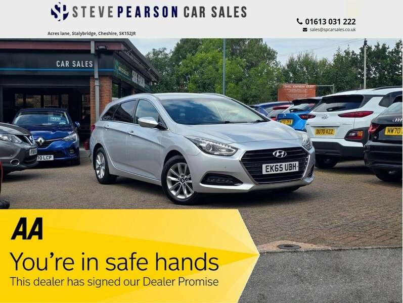 A 2015 HYUNDAI I40 CRDI SE NAV BUSINESS BLUE DRIVE A 2015 HYUNDAI I40 CRDI SE NAV BUSINESS BLUE DRIVE