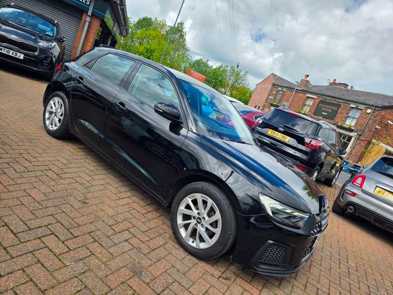 2021 AUDI A1 2021 AUDI A1