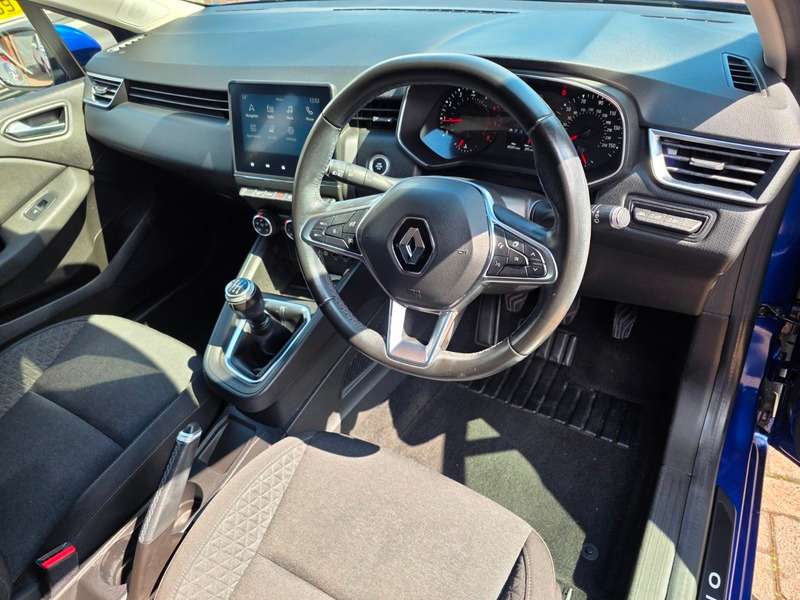 2020 RENAULT CLIO 2020 RENAULT CLIO