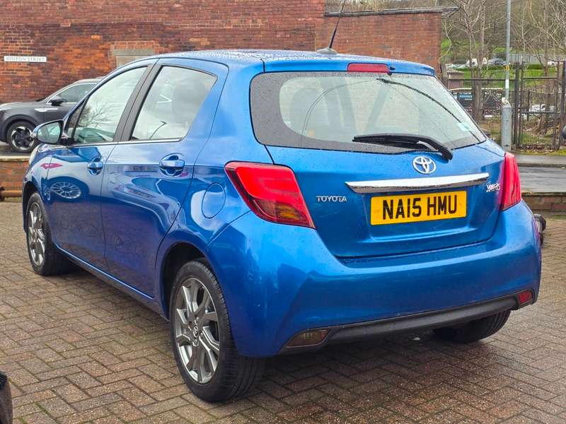 2015 TOYOTA YARIS 2015 TOYOTA YARIS