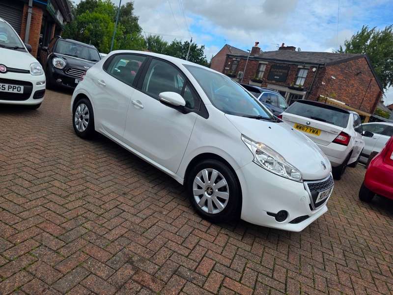 2014 PEUGEOT 208 2014 PEUGEOT 208