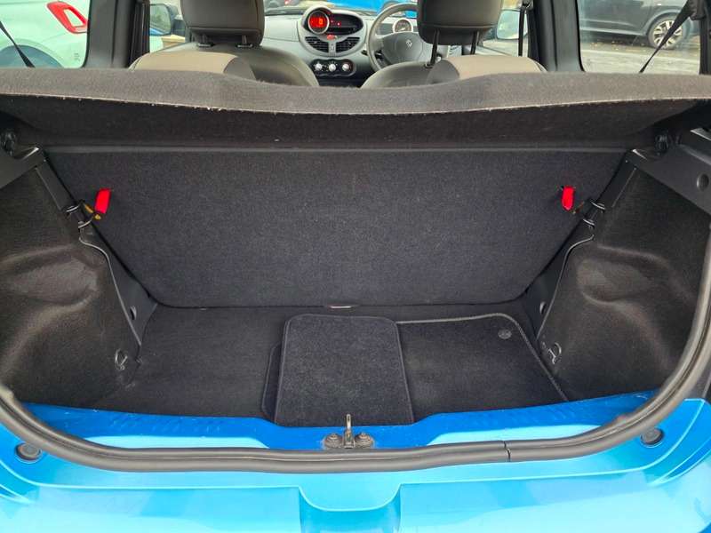 2011 RENAULT TWINGO 2011 RENAULT TWINGO