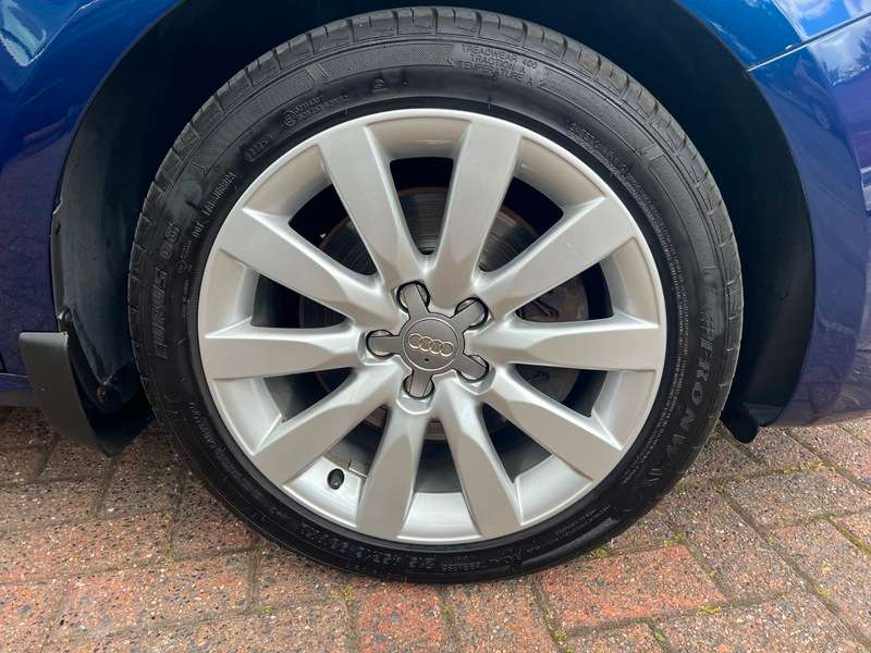2012 AUDI A1 2012 AUDI A1
