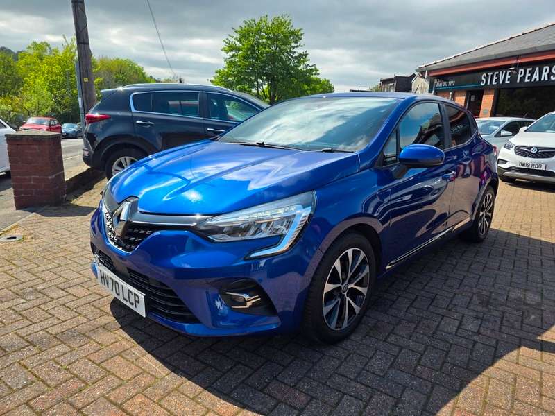 A 2020 RENAULT CLIO ICONIC TCE A 2020 RENAULT CLIO ICONIC TCE