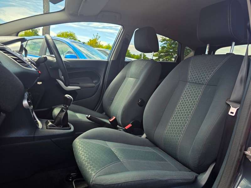 2011 FORD FIESTA 2011 FORD FIESTA