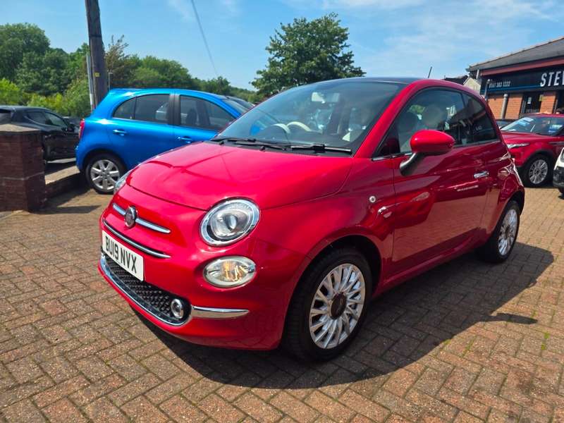 A 2019 FIAT 500 LOUNGE A 2019 FIAT 500 LOUNGE