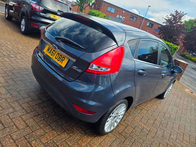 2011 FORD FIESTA 2011 FORD FIESTA