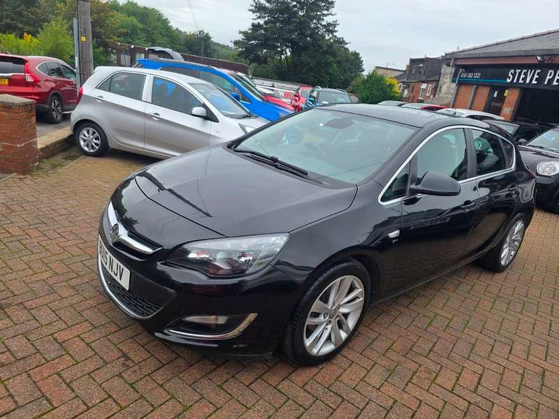 A 2015 VAUXHALL ASTRA SRI CDTI S/S A 2015 VAUXHALL ASTRA SRI CDTI S/S