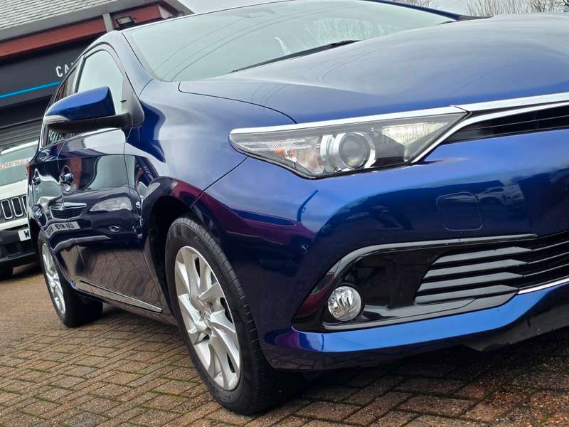 2018 TOYOTA AURIS 2018 TOYOTA AURIS