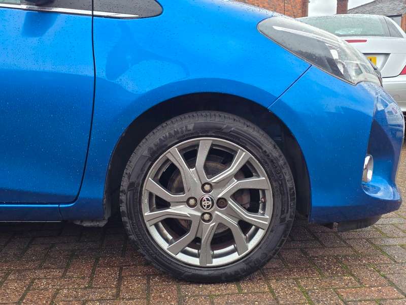 2015 TOYOTA YARIS 2015 TOYOTA YARIS