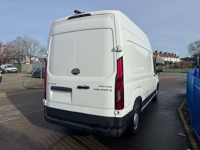null MAXUS DELIVER 9 null MAXUS DELIVER 9
