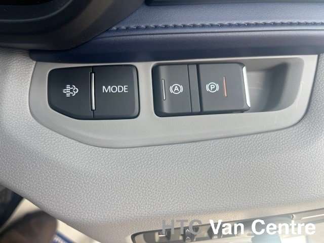 null MAXUS DELIVER 9 null MAXUS DELIVER 9