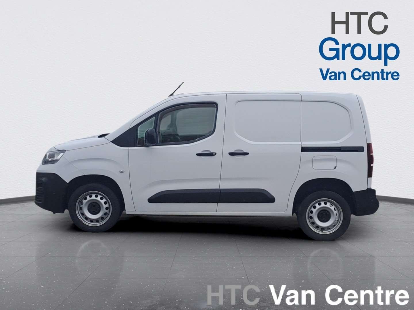 A 2024 FIAT DOBLO 1.5 BlueHDi 1000Kg Panel Van 5dr Diesel Auto SWB Euro 6 (s/s) (130 ps) A 2024 FIAT DOBLO 1.5 BlueHDi 1000Kg Panel Van 5dr Diesel Auto SWB Euro 6 (s/s) (130 ps)