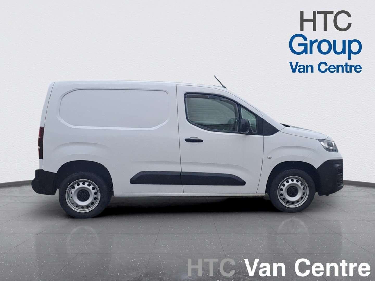 A 2024 FIAT DOBLO 1.5 BlueHDi 1000Kg Panel Van 5dr Diesel Auto SWB Euro 6 (s/s) (130 ps) A 2024 FIAT DOBLO 1.5 BlueHDi 1000Kg Panel Van 5dr Diesel Auto SWB Euro 6 (s/s) (130 ps)