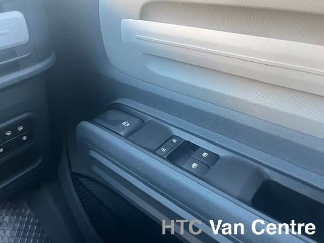 null MAXUS EDELIVER 5 null MAXUS EDELIVER 5