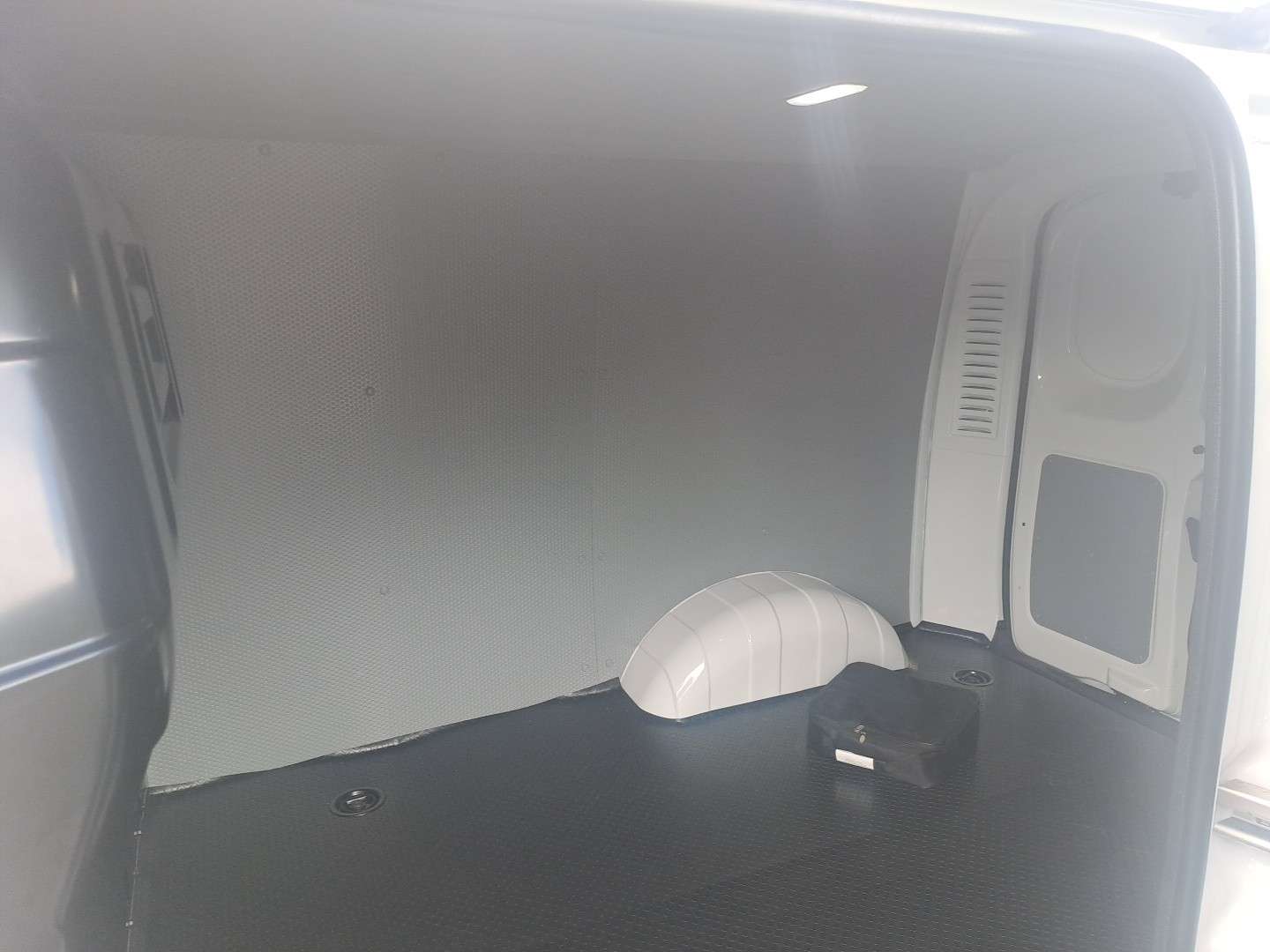 2026 MAXUS EDELIVER 3 2026 MAXUS EDELIVER 3