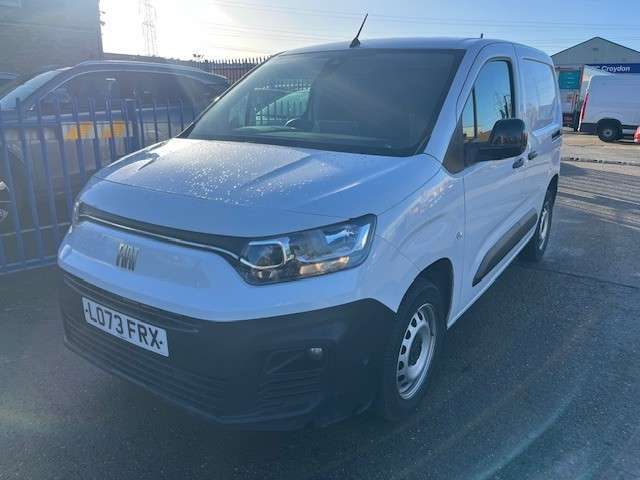A 2024 FIAT DOBLO 1.5 BlueHDi 1000Kg Panel Van 5dr Diesel Auto SWB Euro 6 (s/s) (130 ps) A 2024 FIAT DOBLO 1.5 BlueHDi 1000Kg Panel Van 5dr Diesel Auto SWB Euro 6 (s/s) (130 ps)