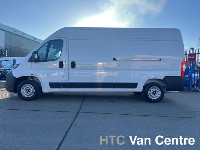 A 2026 FIAT DUCATO Std with Upgrade 7 inch Screen A 2026 FIAT DUCATO Std with Upgrade 7 inch Screen