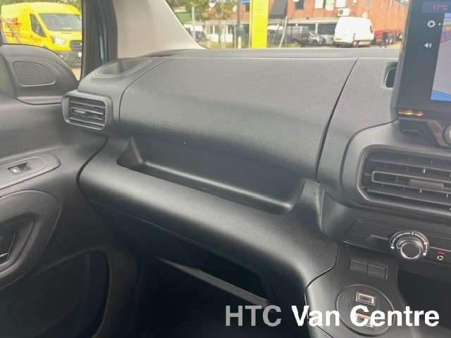 null FIAT DOBLO null FIAT DOBLO