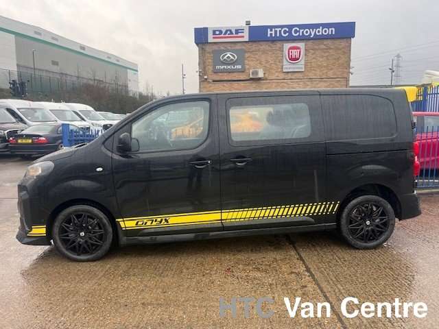 A 2026 FIAT SCUDO Scudo Onyx Crew Van - 2.0 145ps A 2026 FIAT SCUDO Scudo Onyx Crew Van - 2.0 145ps