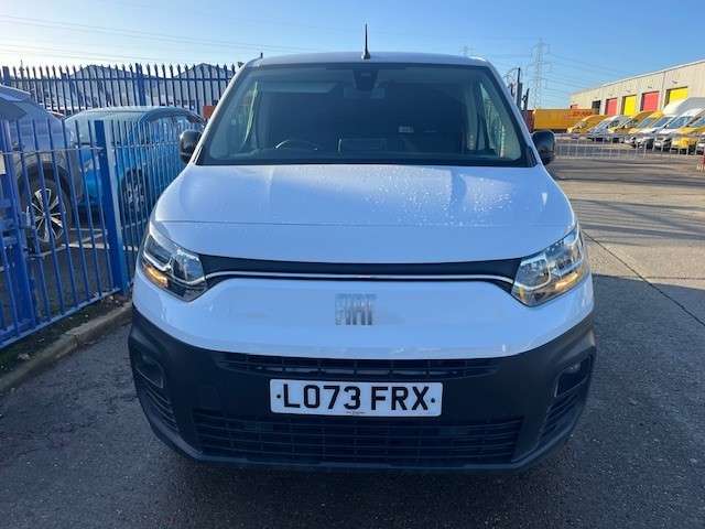 A 2024 FIAT DOBLO 1.5 BlueHDi 1000Kg Panel Van 5dr Diesel Auto SWB Euro 6 (s/s) (130 ps) A 2024 FIAT DOBLO 1.5 BlueHDi 1000Kg Panel Van 5dr Diesel Auto SWB Euro 6 (s/s) (130 ps)