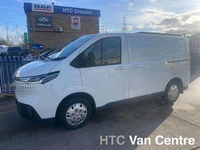A 2024 MAXUS EDELIVER 7 L1H1 A 2024 MAXUS EDELIVER 7 L1H1