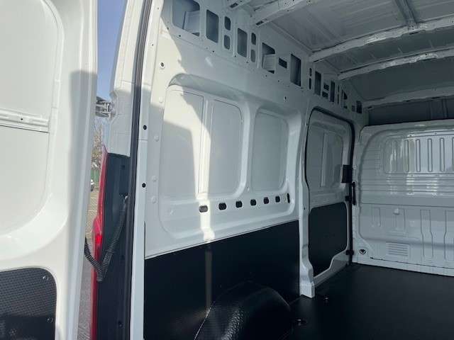 null MAXUS DELIVER 9 null MAXUS DELIVER 9