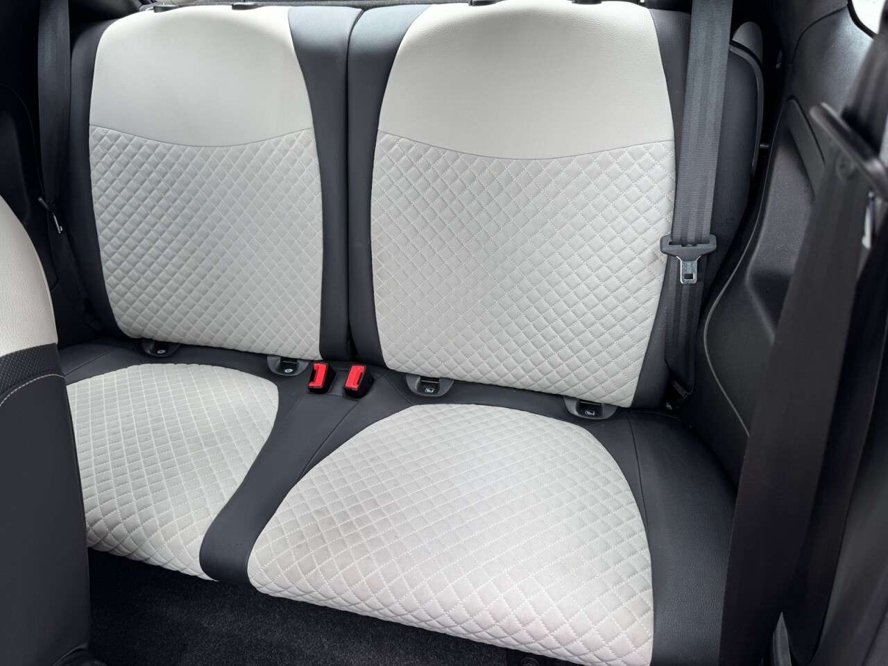 2021 FIAT 500 2021 FIAT 500