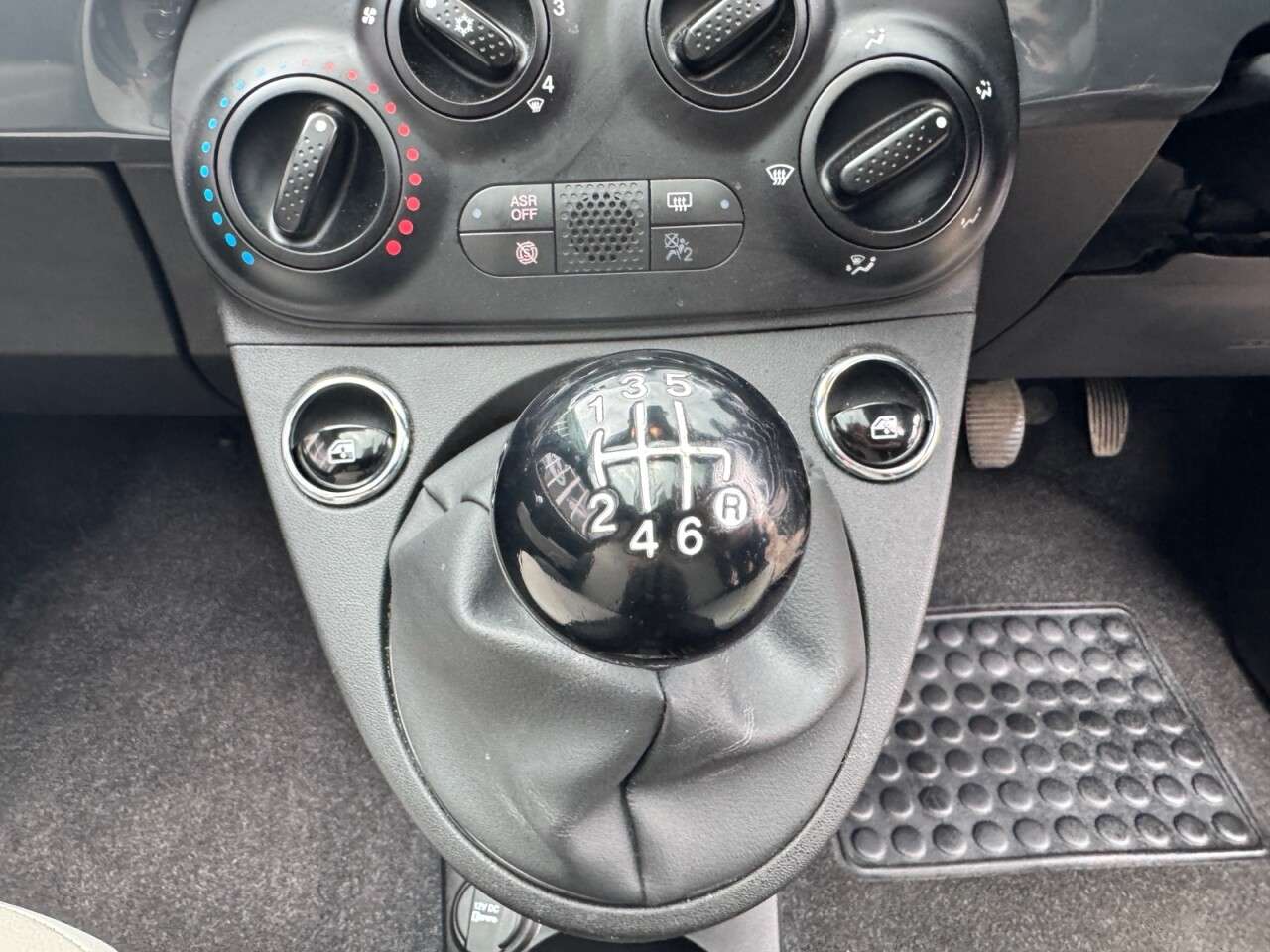 2021 FIAT 500 2021 FIAT 500