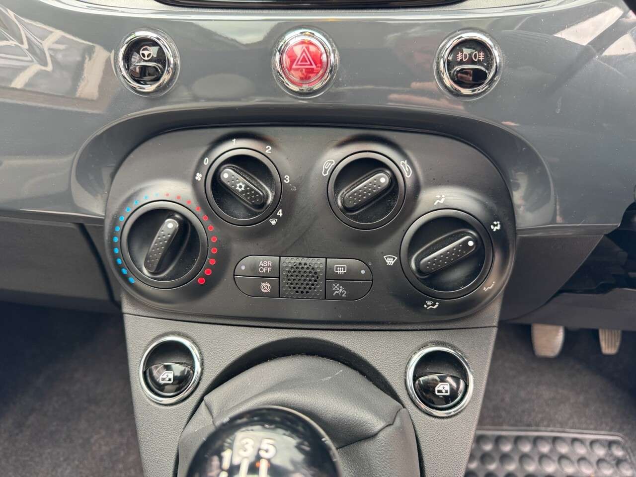 2021 FIAT 500 2021 FIAT 500