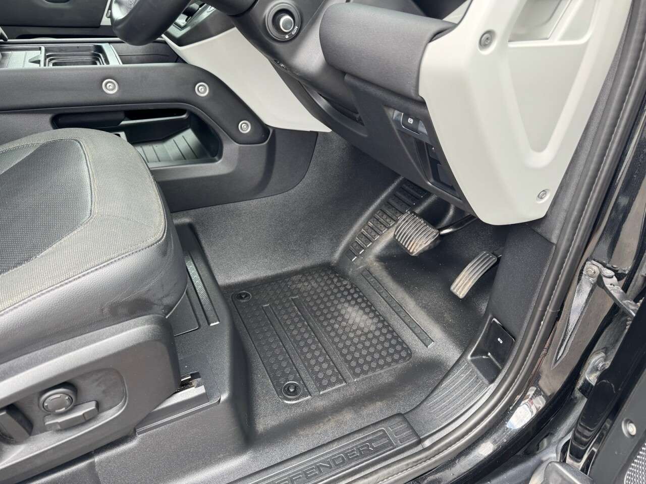 2020 LAND ROVER DEFENDER 2020 LAND ROVER DEFENDER