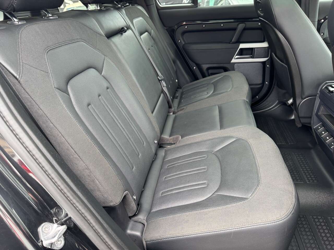 2020 LAND ROVER DEFENDER 2020 LAND ROVER DEFENDER