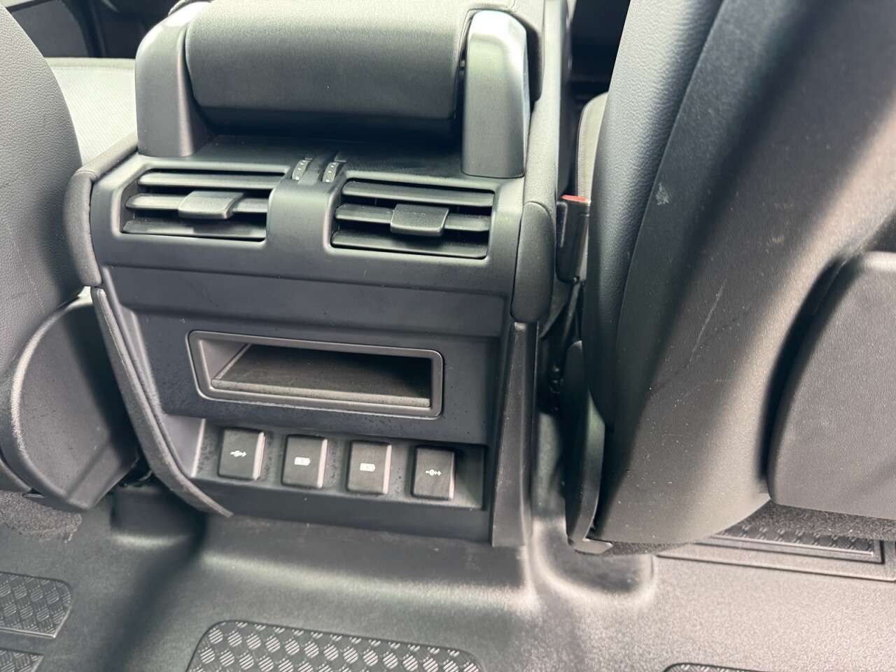 2020 LAND ROVER DEFENDER 2020 LAND ROVER DEFENDER