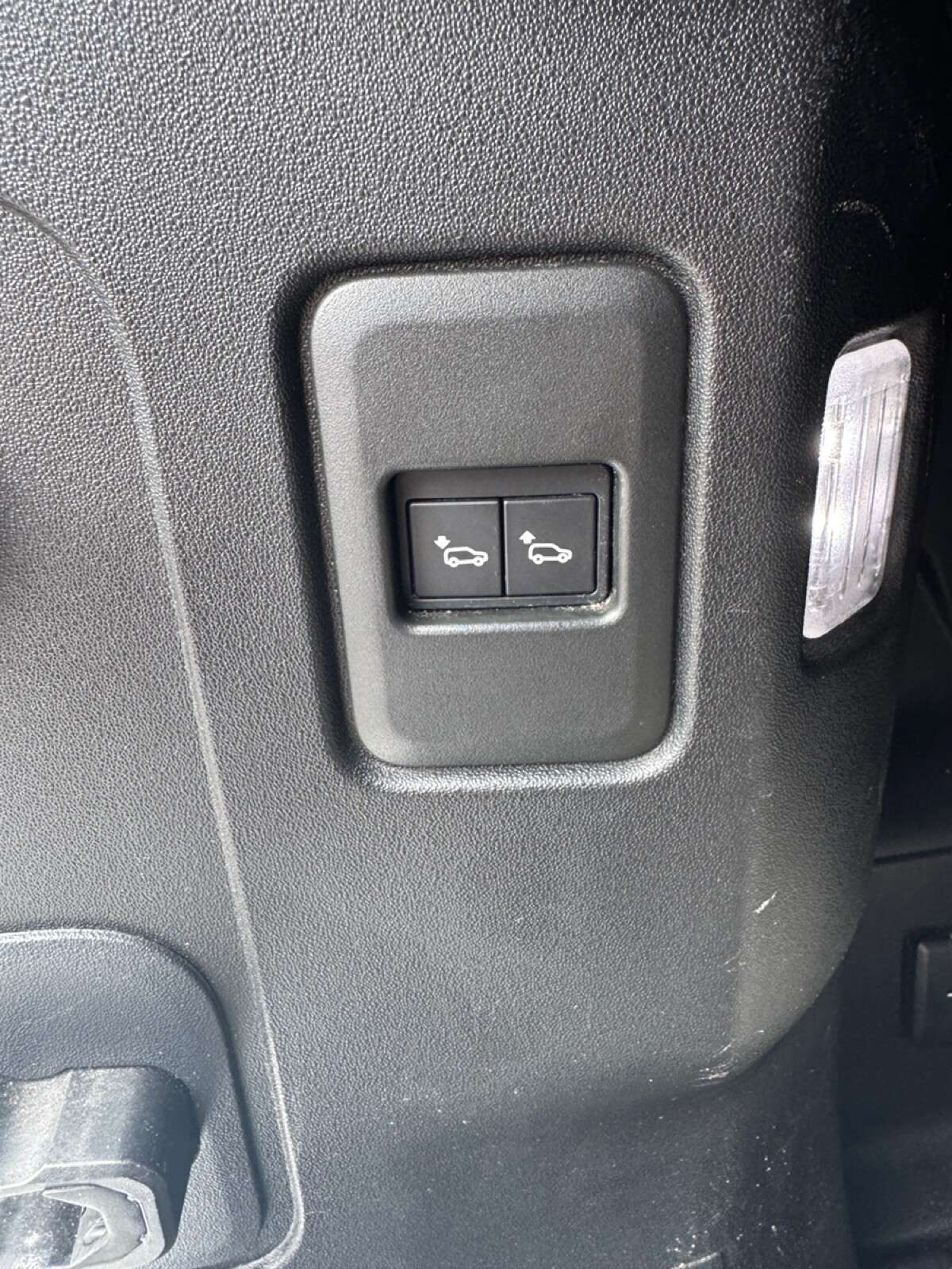 2020 LAND ROVER DEFENDER 2020 LAND ROVER DEFENDER