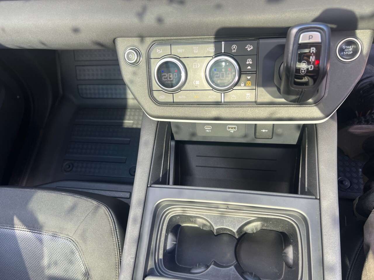 2020 LAND ROVER DEFENDER 2020 LAND ROVER DEFENDER