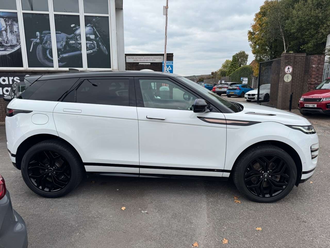 2019 LAND ROVER RANGE ROVER EVOQUE 2019 LAND ROVER RANGE ROVER EVOQUE