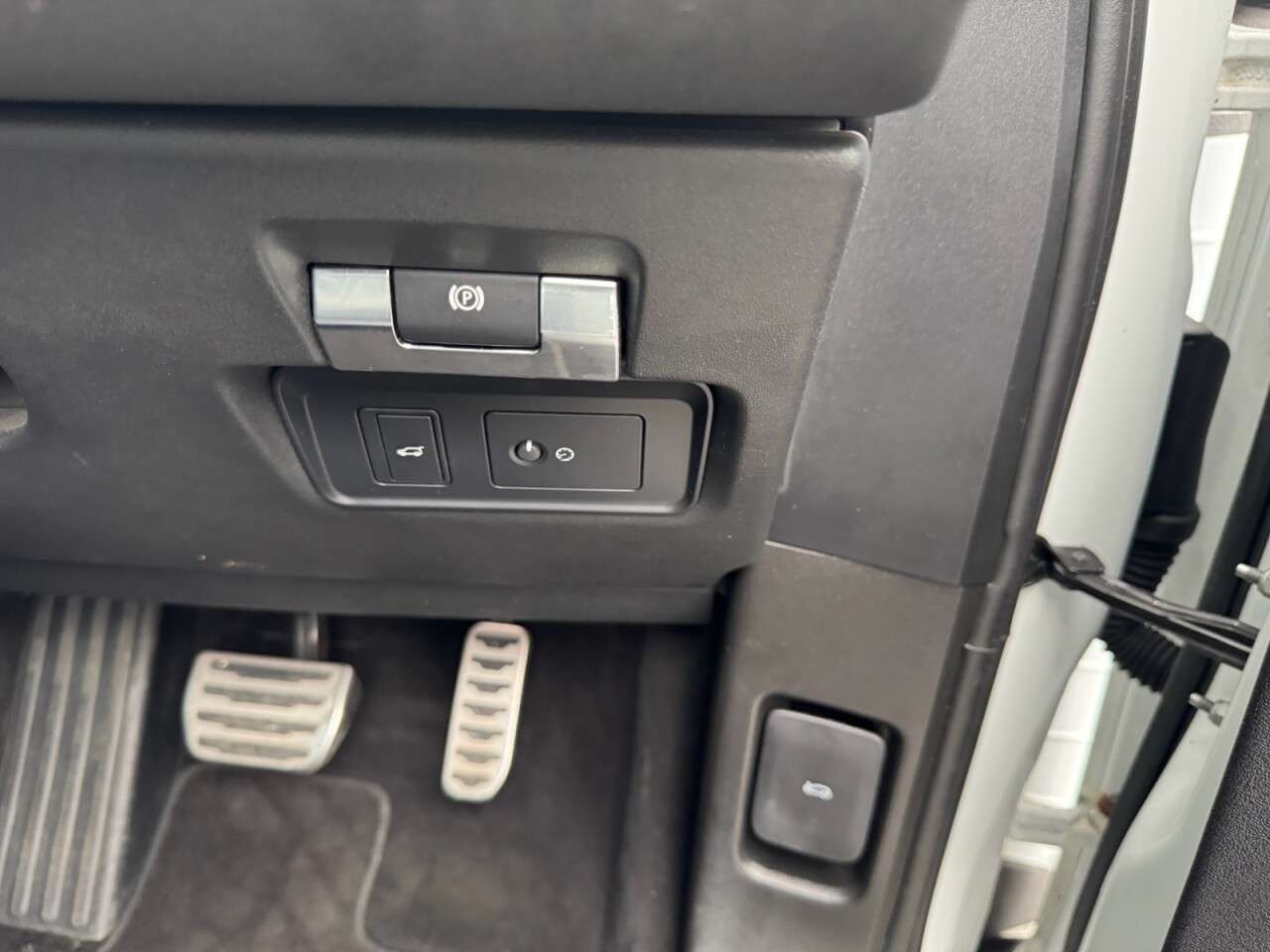 2019 LAND ROVER RANGE ROVER EVOQUE 2019 LAND ROVER RANGE ROVER EVOQUE