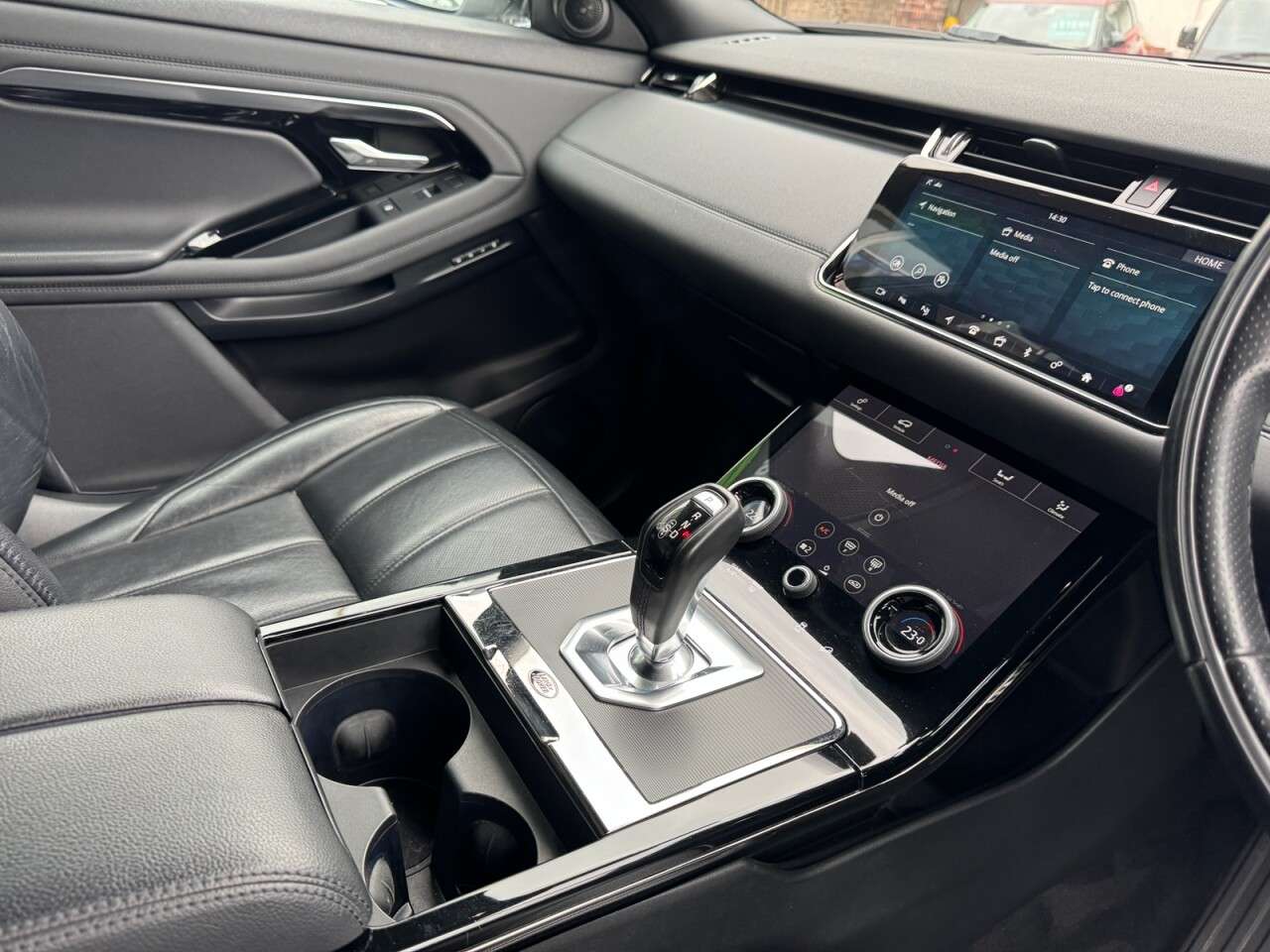 2019 LAND ROVER RANGE ROVER EVOQUE 2019 LAND ROVER RANGE ROVER EVOQUE