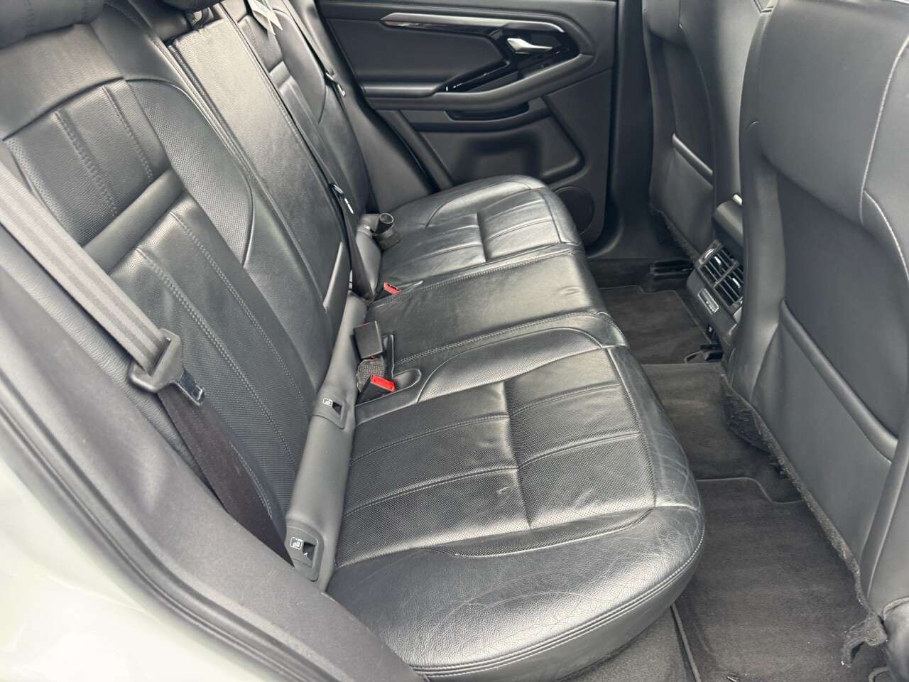 2019 LAND ROVER RANGE ROVER EVOQUE 2019 LAND ROVER RANGE ROVER EVOQUE