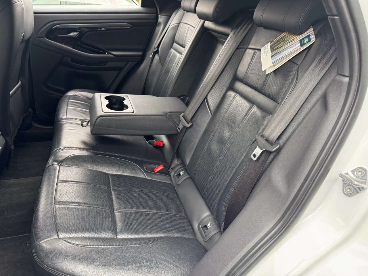 2019 LAND ROVER RANGE ROVER EVOQUE 2019 LAND ROVER RANGE ROVER EVOQUE