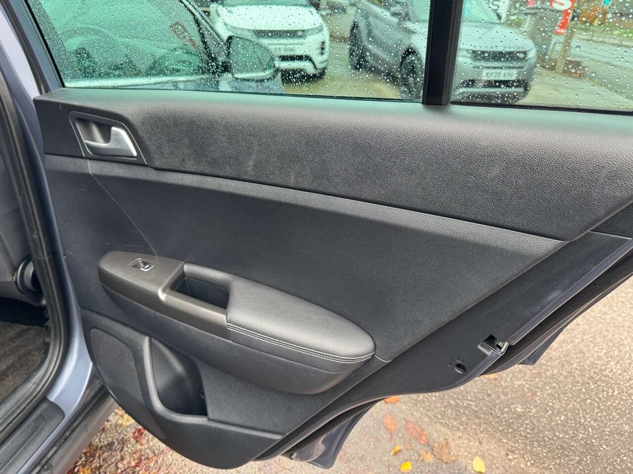 2017 KIA SPORTAGE 2017 KIA SPORTAGE