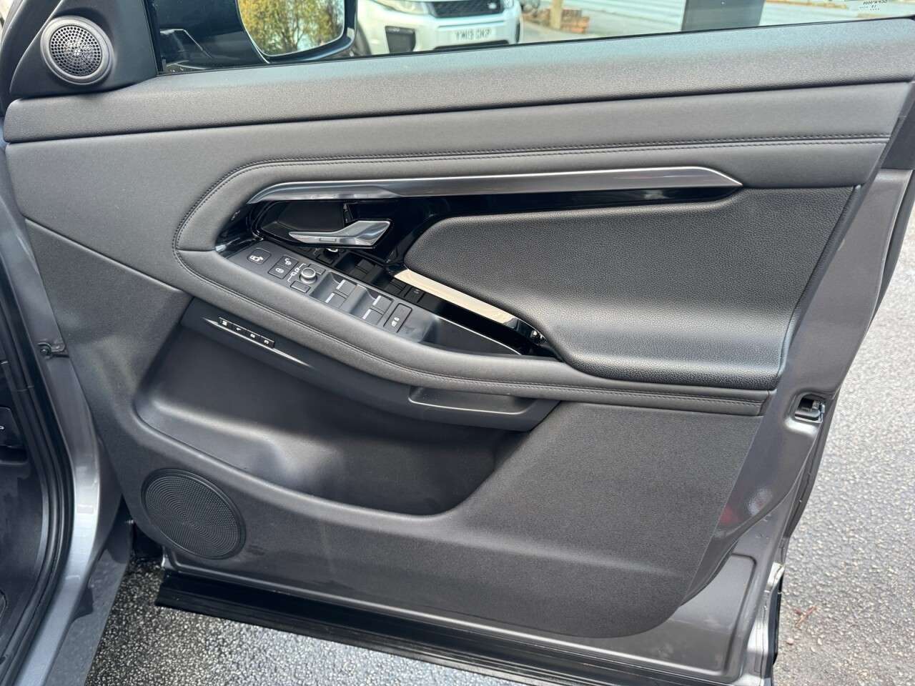 2020 LAND ROVER RANGE ROVER EVOQUE 2020 LAND ROVER RANGE ROVER EVOQUE