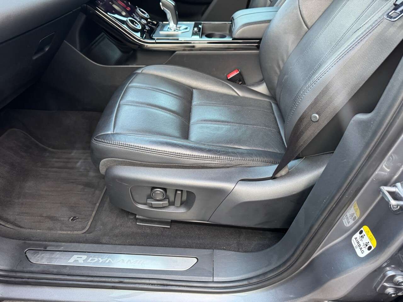 2020 LAND ROVER RANGE ROVER EVOQUE 2020 LAND ROVER RANGE ROVER EVOQUE