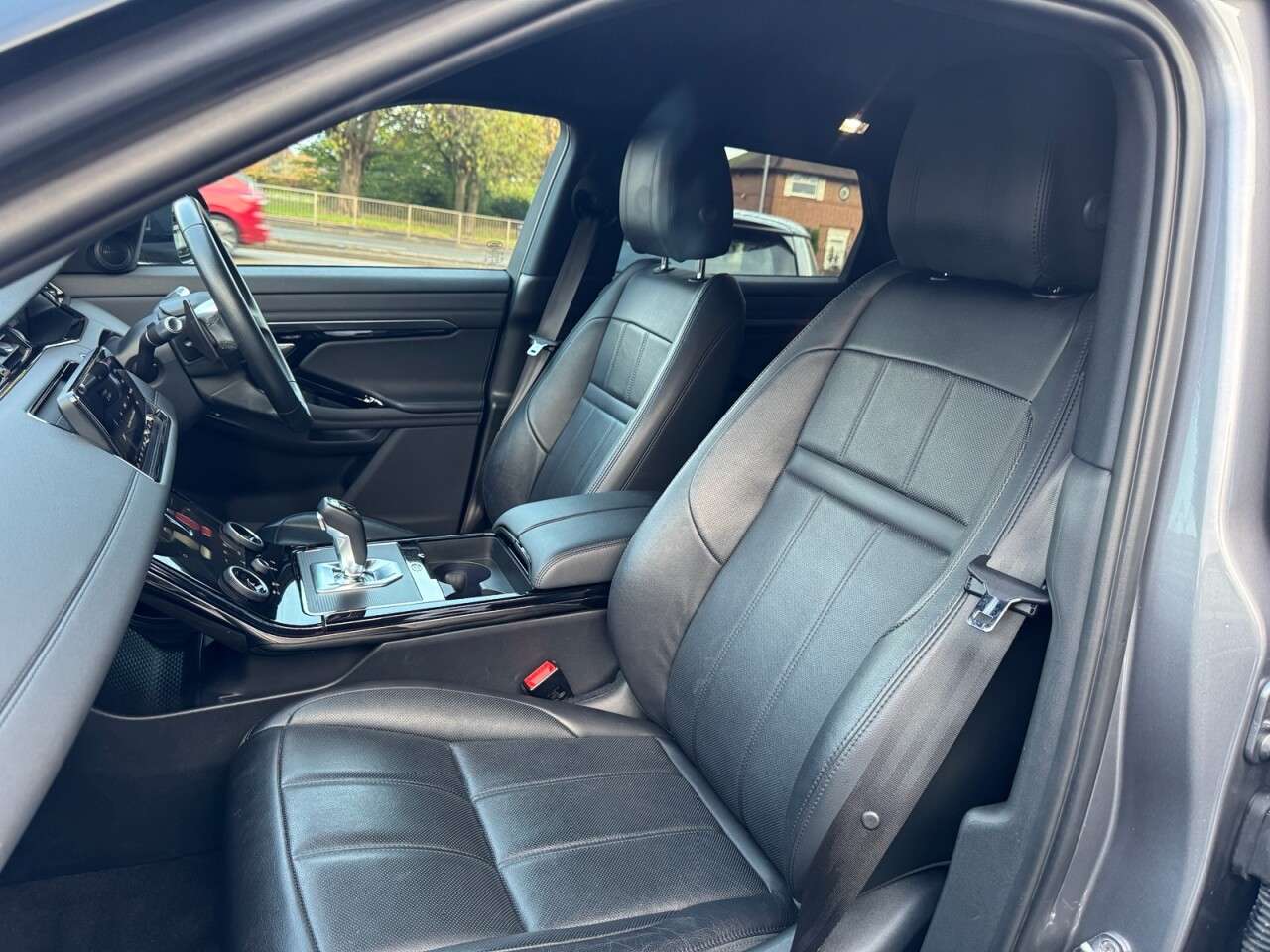 2020 LAND ROVER RANGE ROVER EVOQUE 2020 LAND ROVER RANGE ROVER EVOQUE