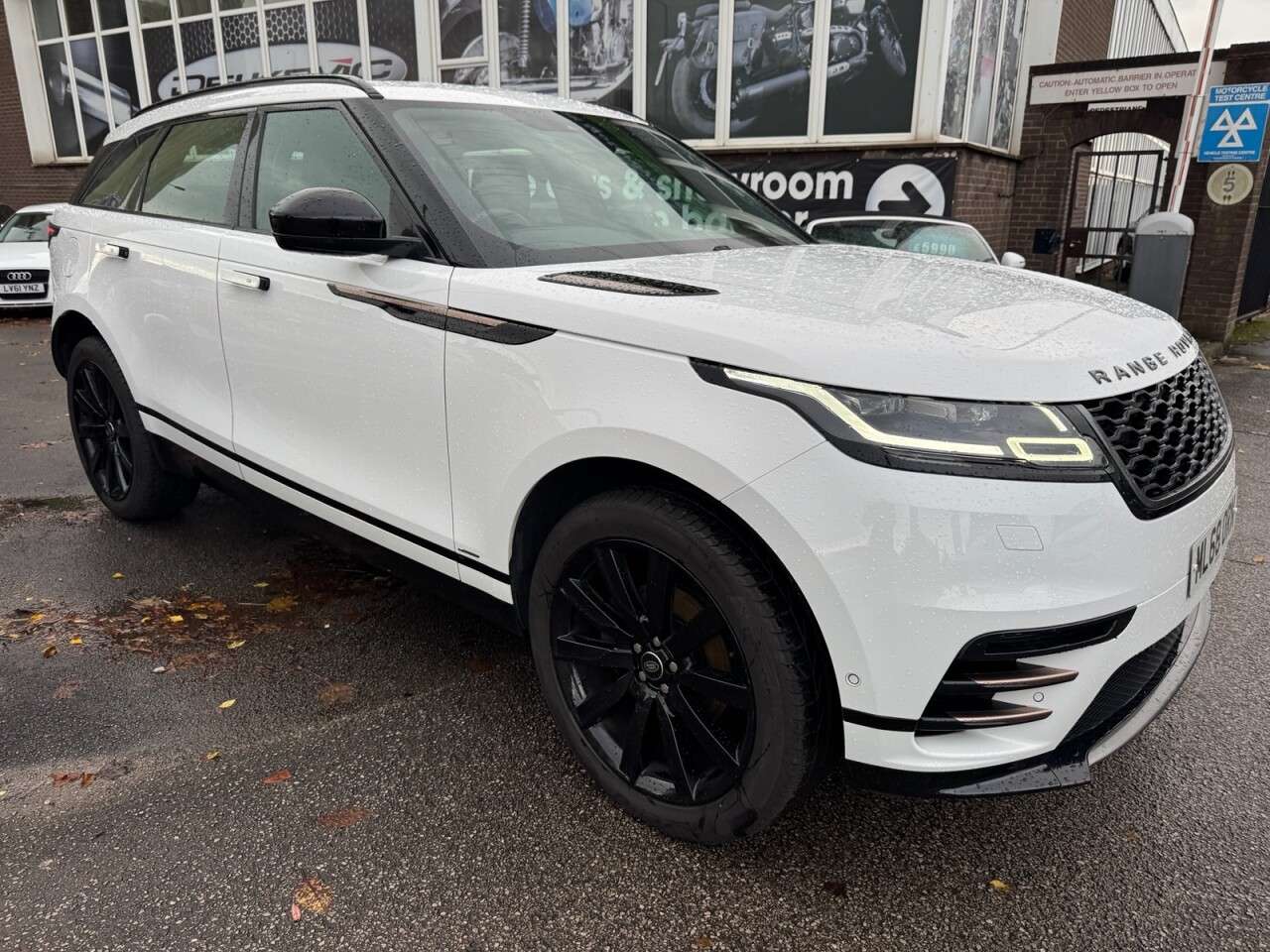 2018 LAND ROVER RANGE ROVER VELAR 2018 LAND ROVER RANGE ROVER VELAR