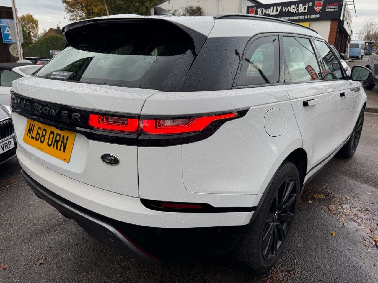 2018 LAND ROVER RANGE ROVER VELAR 2018 LAND ROVER RANGE ROVER VELAR
