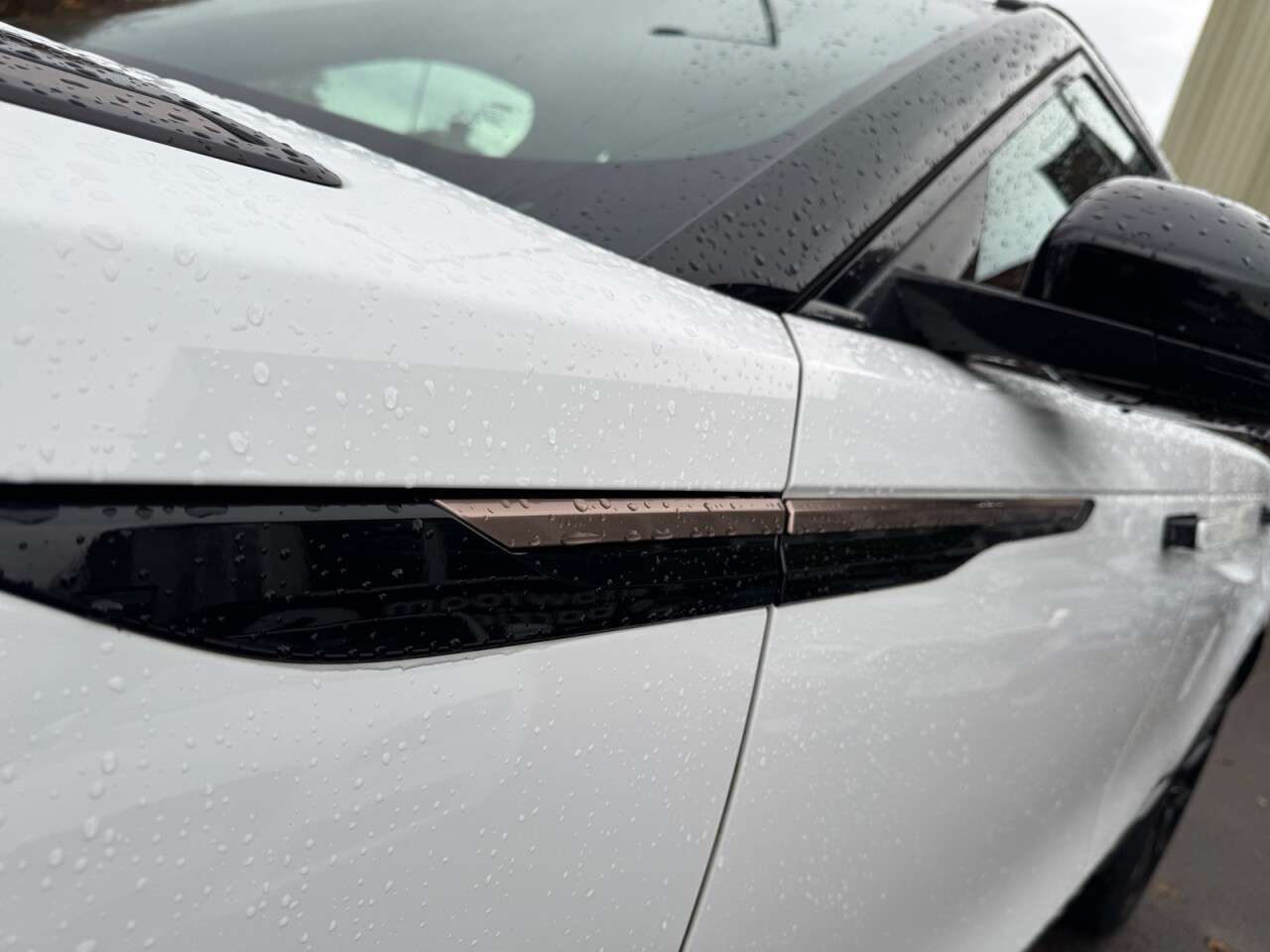 2018 LAND ROVER RANGE ROVER VELAR 2018 LAND ROVER RANGE ROVER VELAR