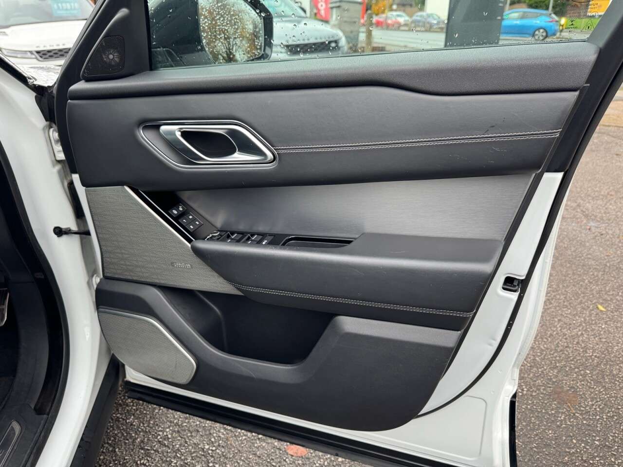 2018 LAND ROVER RANGE ROVER VELAR 2018 LAND ROVER RANGE ROVER VELAR